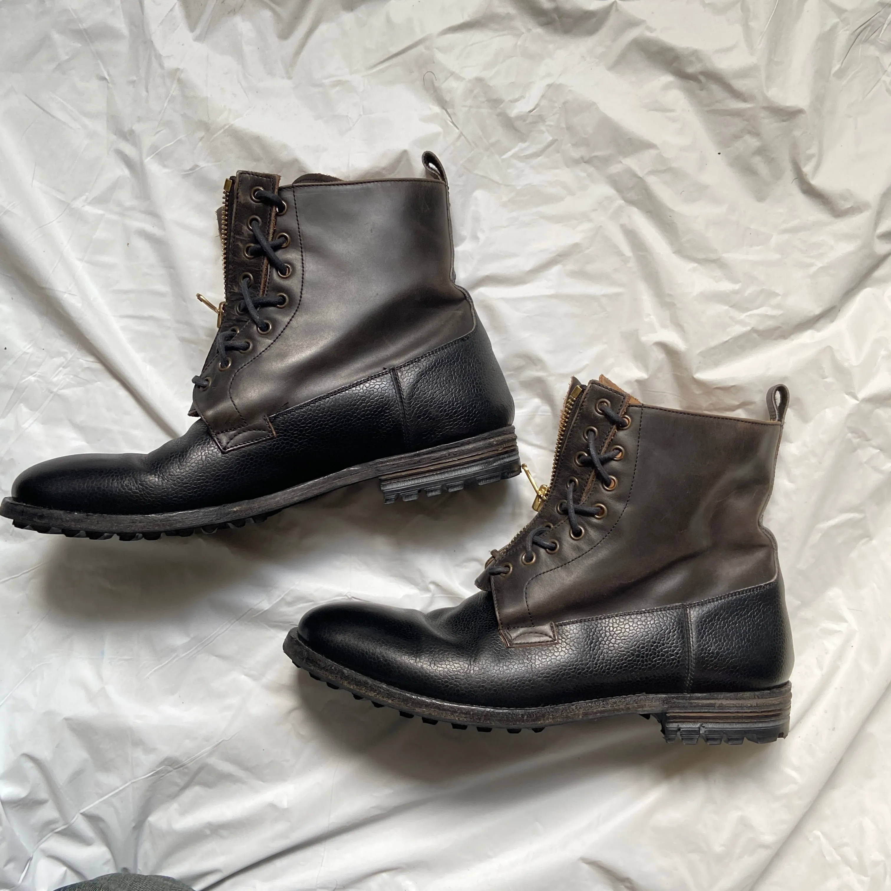 Alexander McQueen 2006 fall black pilot zip boots 43