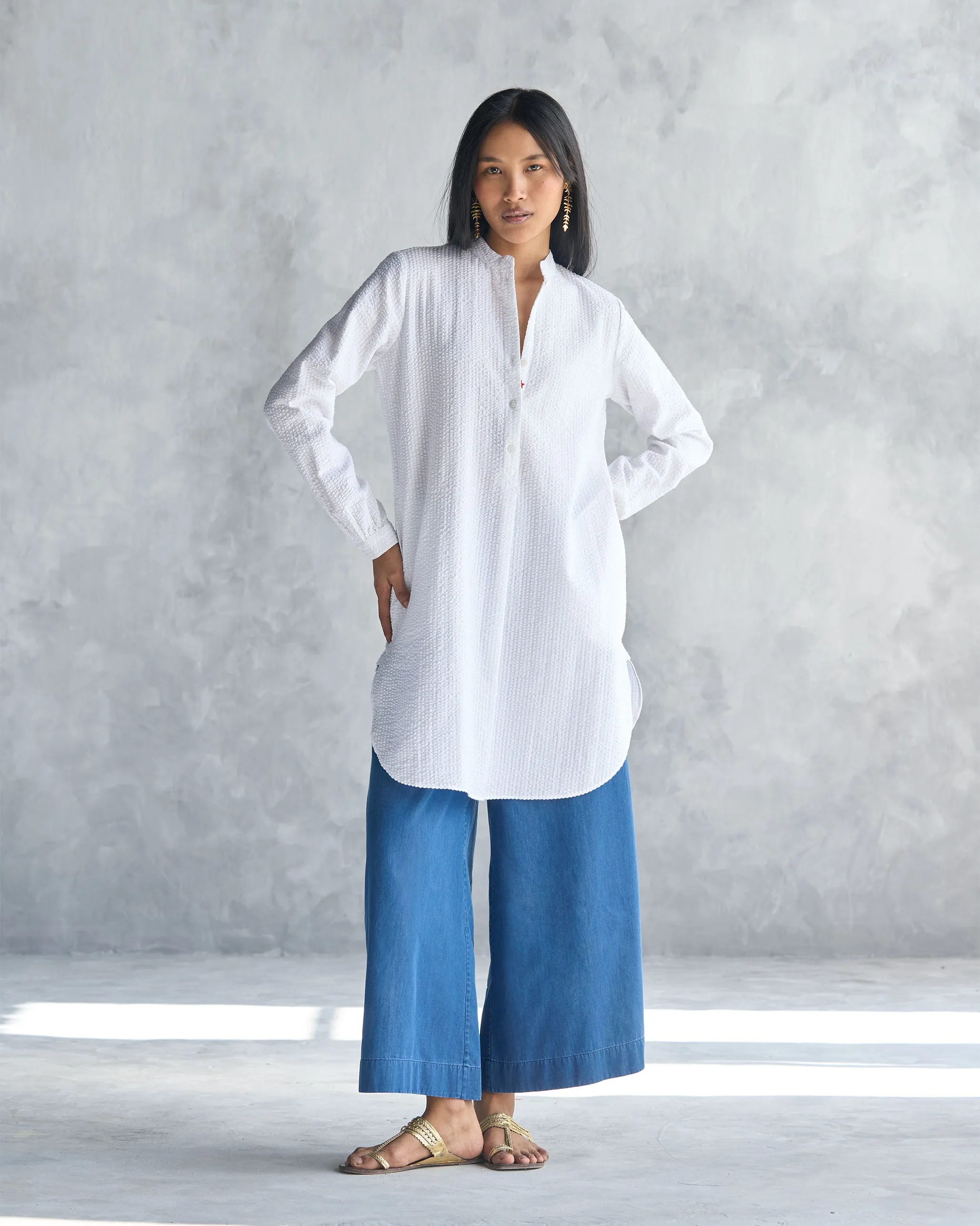 Basic Mid Length Kurta - White Seersucker