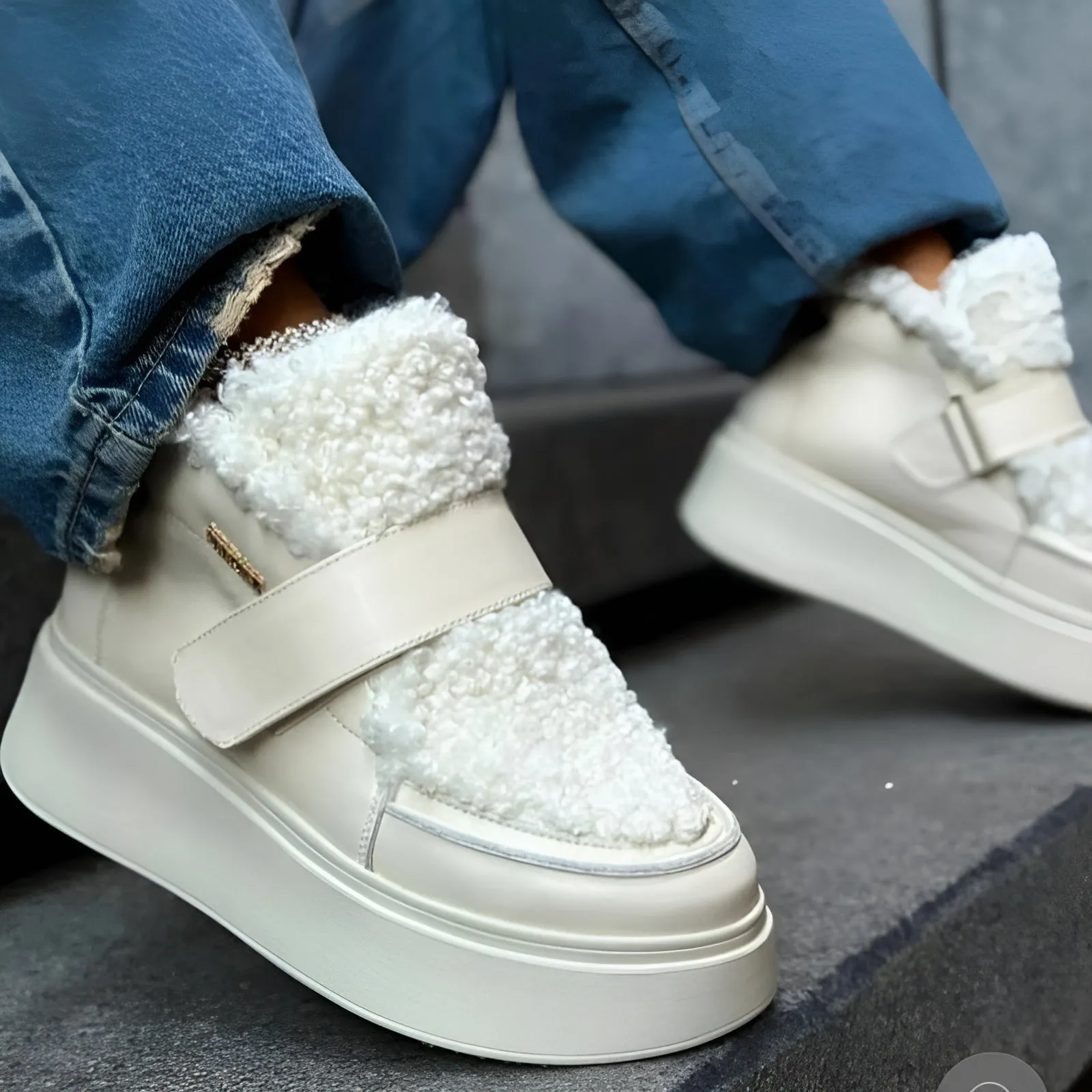 Elevated Warm And Style Comfy Fur Boots