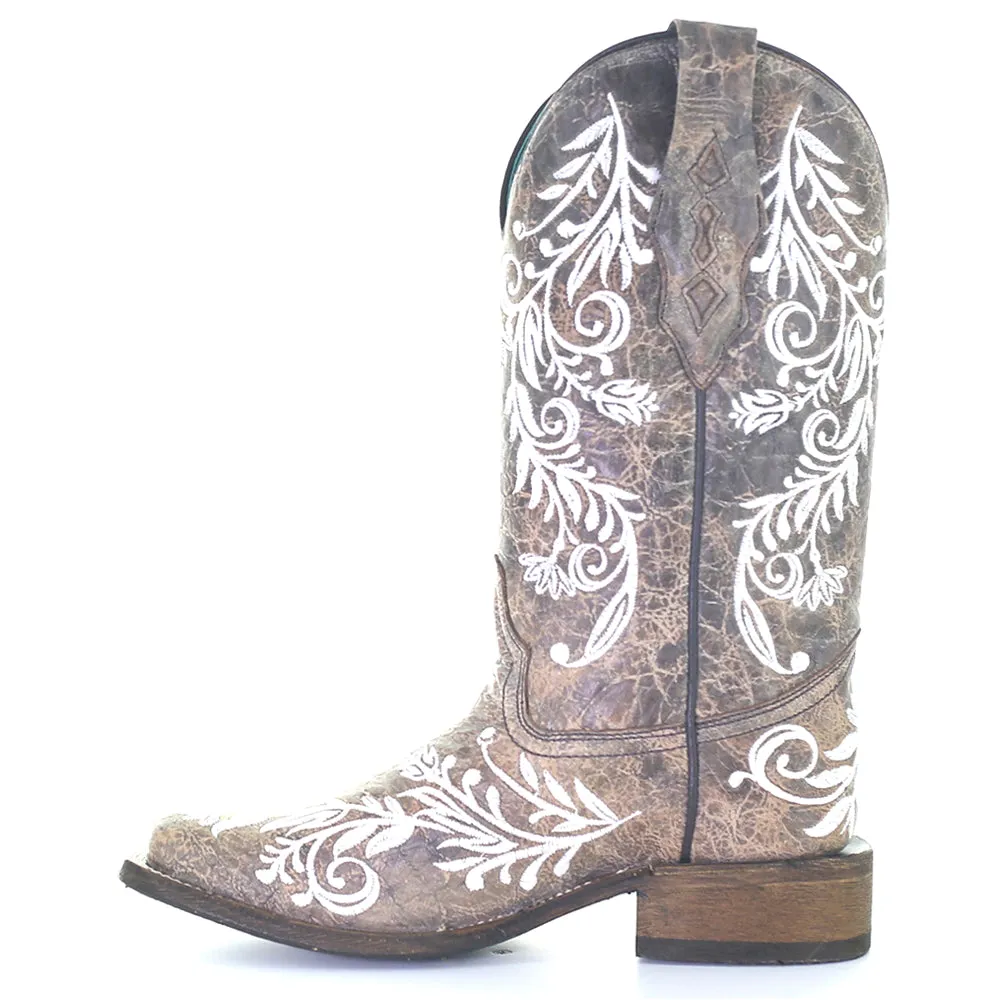 Embroidered Glow Square Toe Cowboy Boots