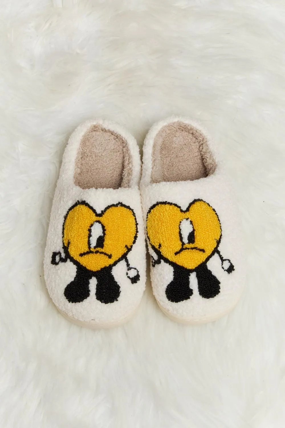 Love Heart Print Plush Slippers