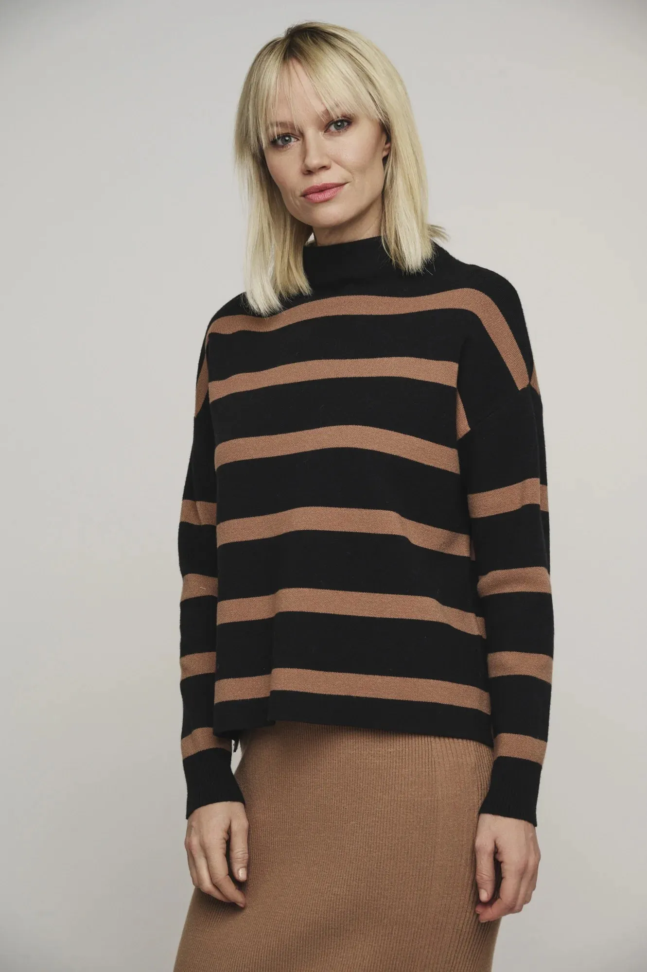 Moxie Sweater - Black Twig