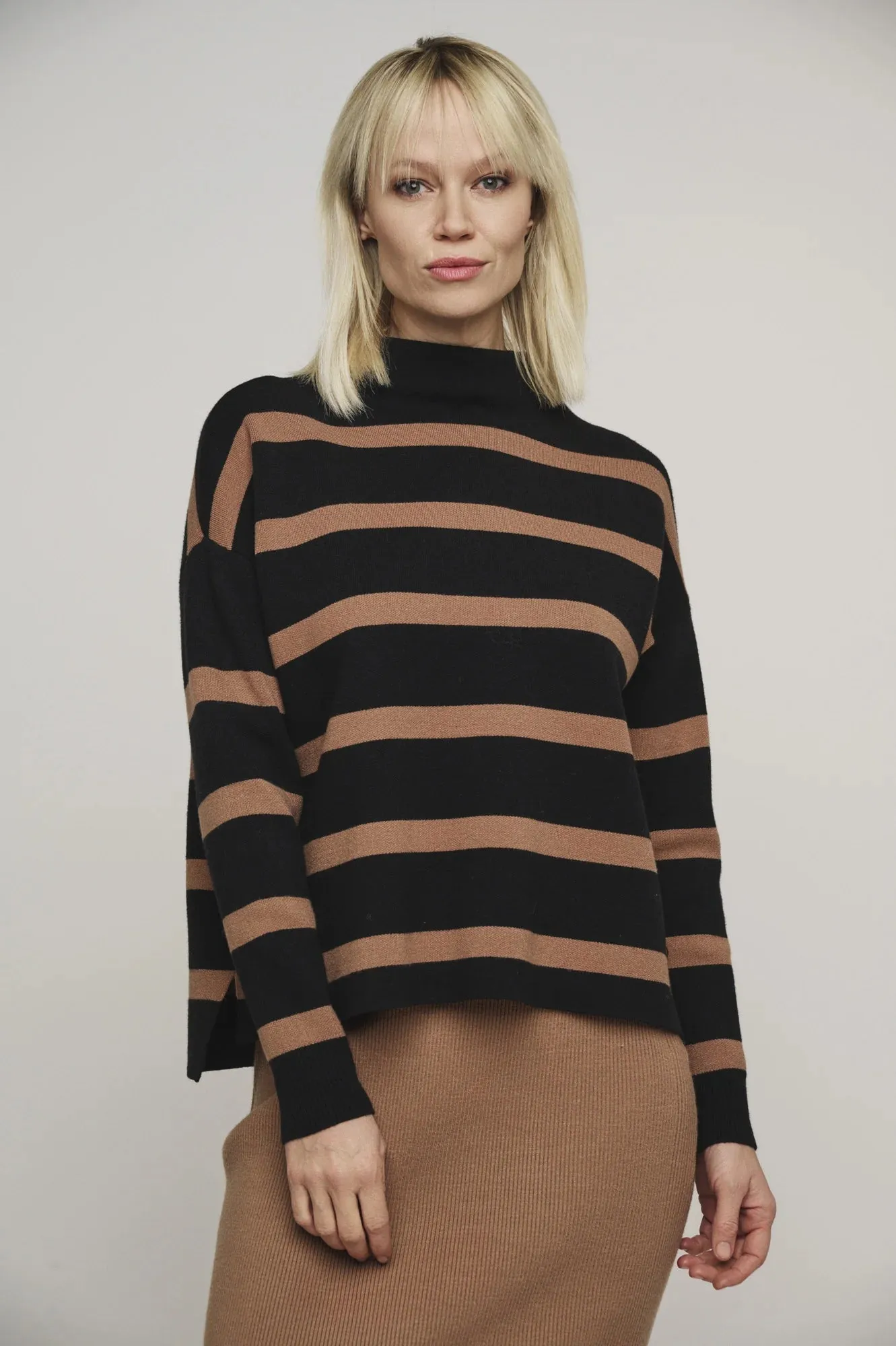 Moxie Sweater - Black Twig