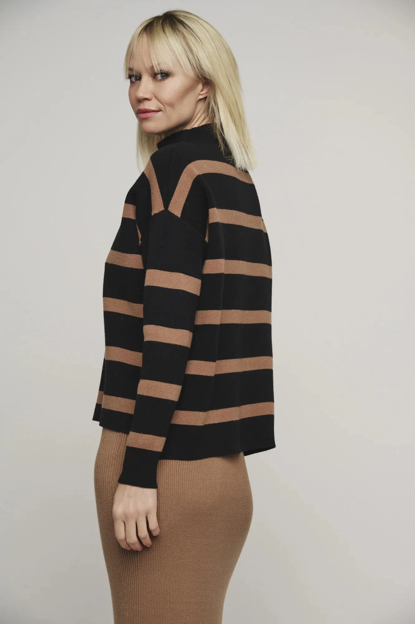 Moxie Sweater - Black Twig