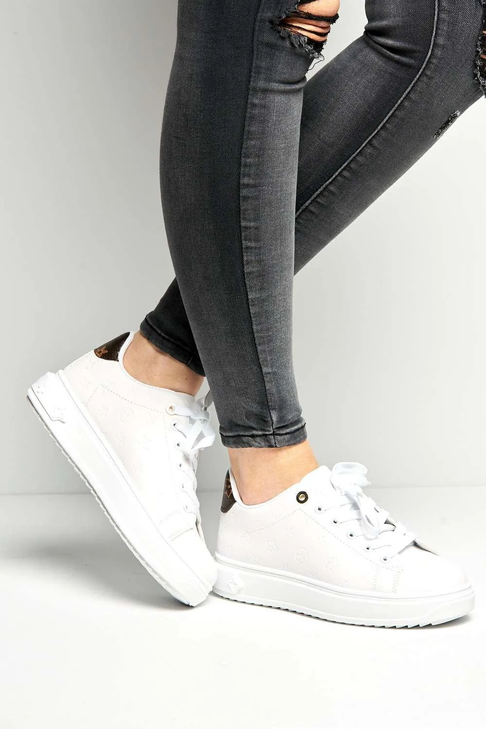 Stephanie Patterned Lace-Up Trainers in White