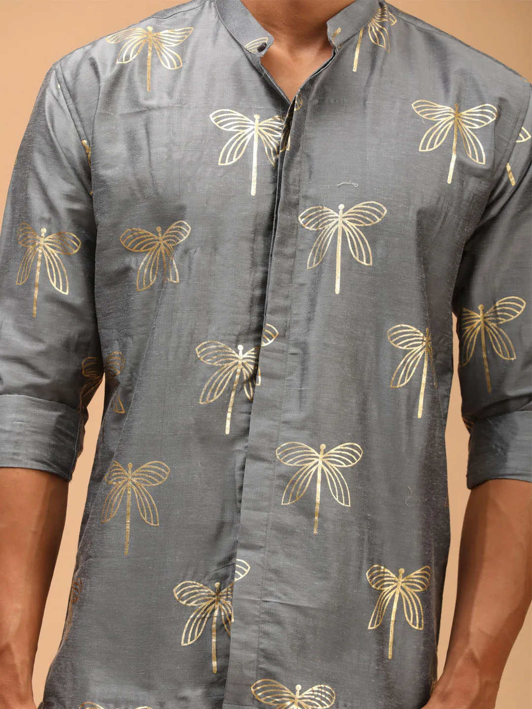 VASTRAMAY Men's Grey Foil Print Shirt