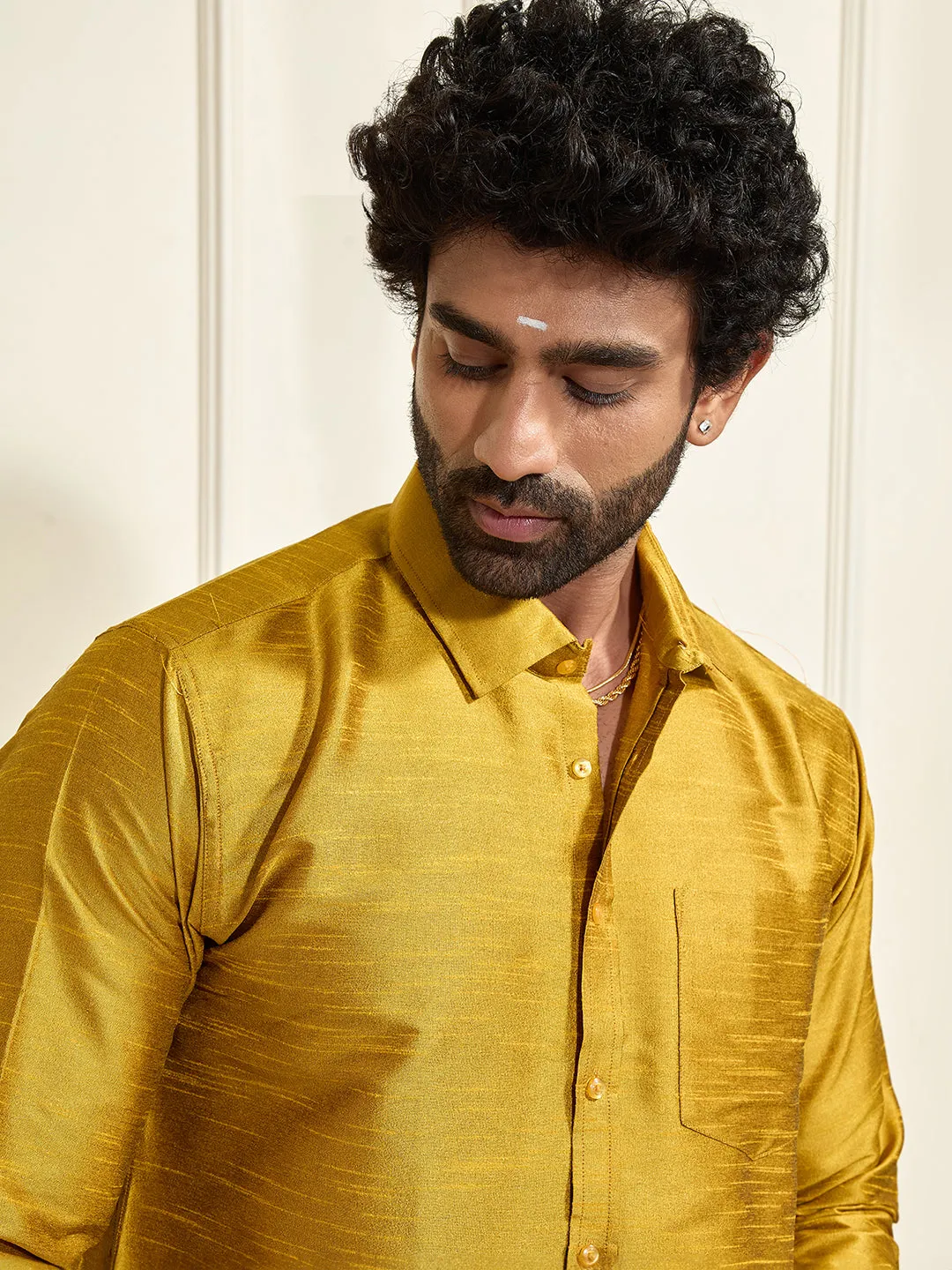 VM By VASTRAMAY Men's Mustard Silk Blend Ethnic Shirt